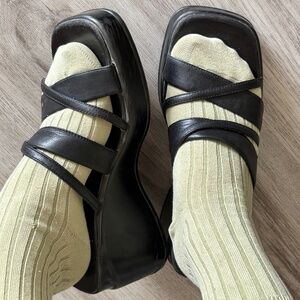 Y2K strappy black ALDO wedges in amazing condition